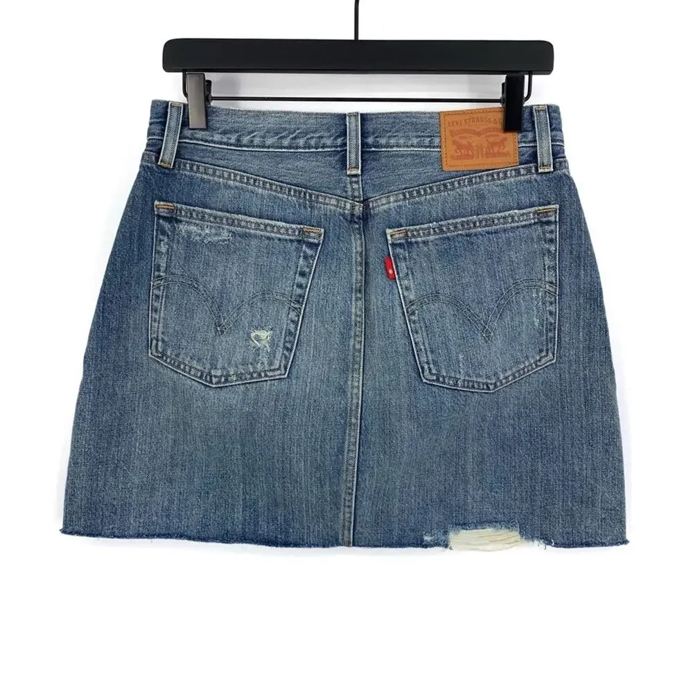 LEVI'S Blue Denim Mini Skirt Medium Wash 27 - Picture 8 of 9